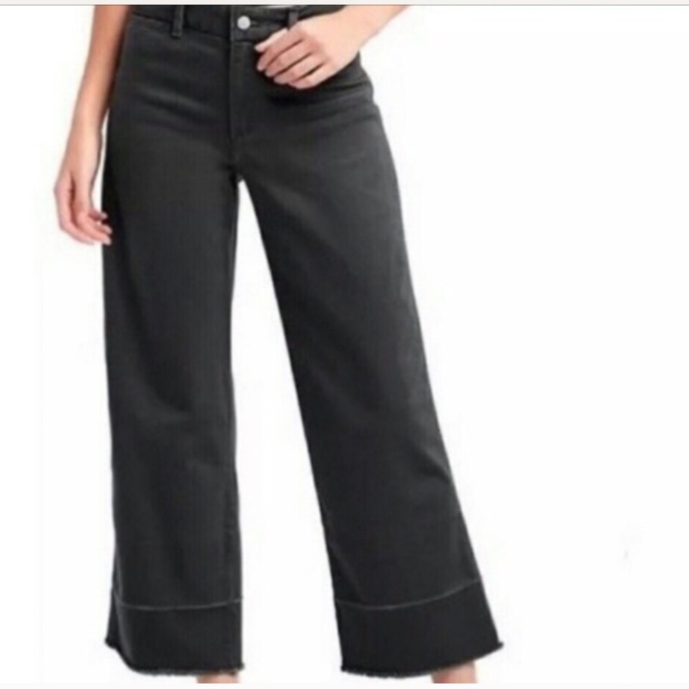 Gap wide leg high rise black pant with raw hem